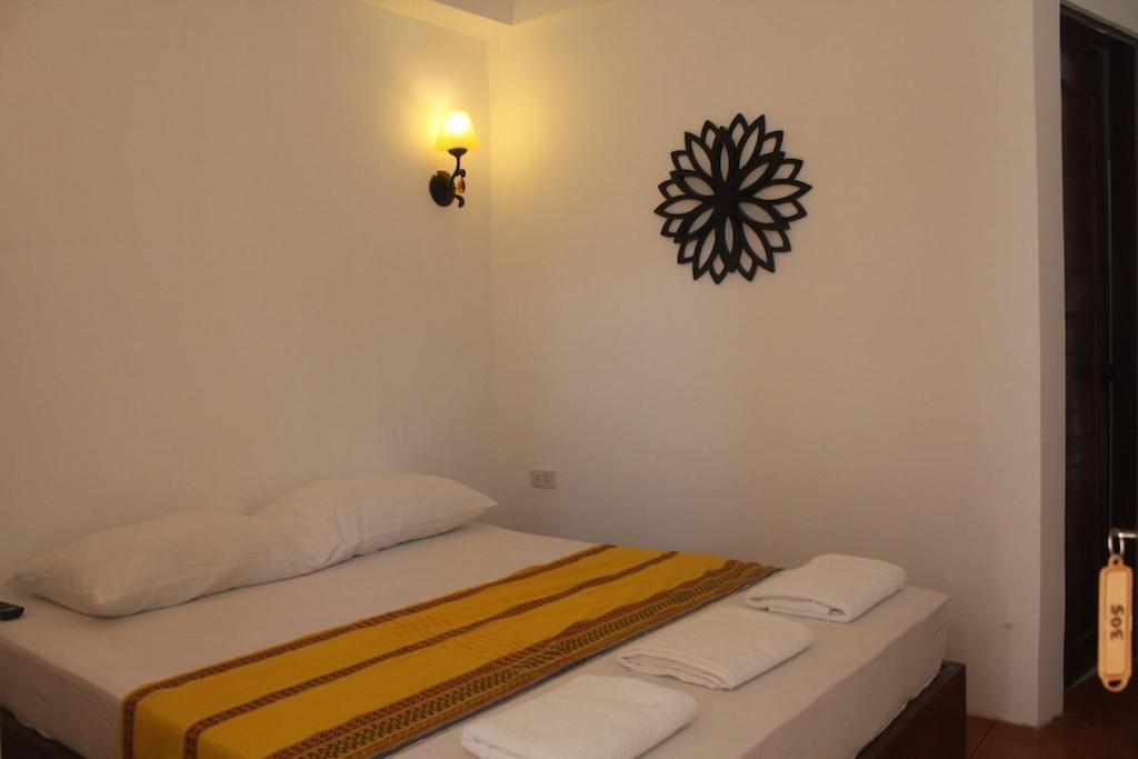 Boracay Ocean Bay Hotel Balabag  ภายนอก รูปภาพ